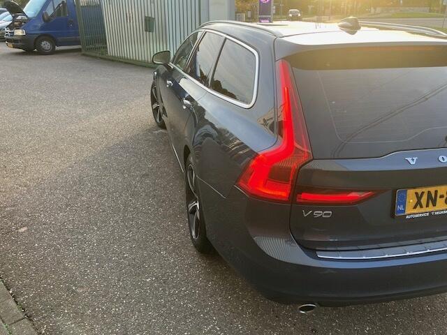 Volvo V90 2.0 T4 Momentum