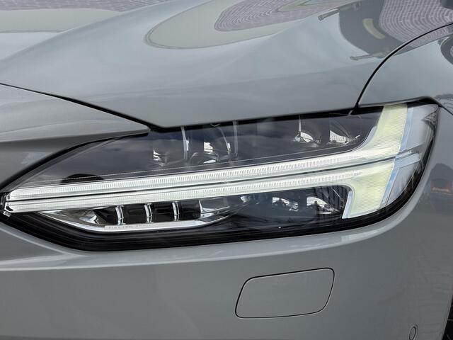 Volvo V90 2.0 T6 Plug-in hybrid AWD Ultra Dark | Trekhaak | Schuif/kantel dak | Memory | Head up display | Stoelverwarming V+A | Stuurverwarming |