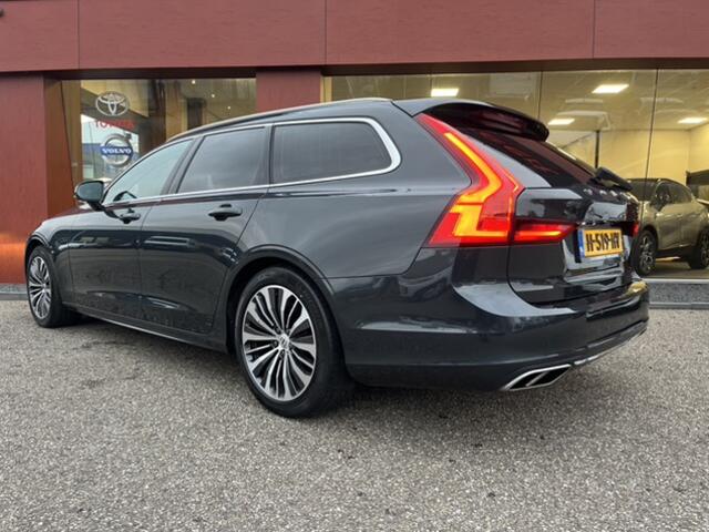 Volvo V90 2.0 T4 Momentum Pro AUT. | PANO | MEMORY | 18'' | TREKHAAK