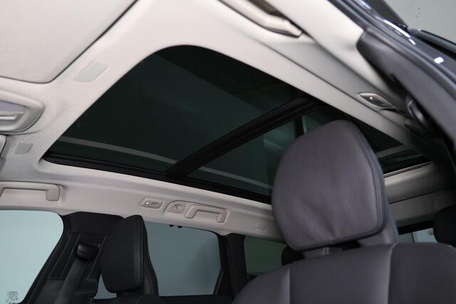 Volvo V90 T6 Recharge AWD Ultra Bright - Luchtvering - Panorama/schuifdak - IntelliSafe Assist & Surround - 360º Camera - Bowers & Wilkins audio - Adaptieve LED koplampen - Verwarmde voorstoelen, stuur & achterbank - Parkeersensoren voor & achter - Elektr. bedienb.