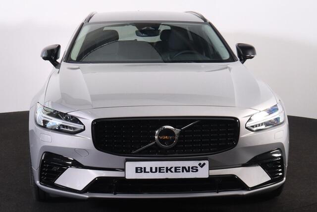 Volvo V90 T6 Recharge AWD Plus Dark - IntelliSafe Assist & Surround - Harman/Kardon audio - 360º Camera - Adaptieve LED koplampen - Verwarmde voorstoelen, stuur & achterbank - Parkeersensoren voor & achter - Elektr. bedienb. voorstoelen met geheugen - Extra getint 