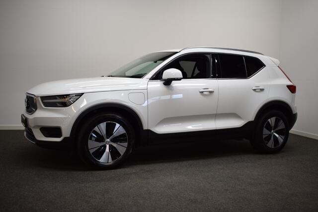 Volvo XC40 T4 AUT7 Hybride Expression Airco/ Navi/ Apple Android auto/ Cruise
