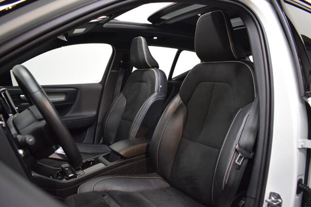 Volvo XC40 Recharge P8 AWD R-Design 408 pk Sunroof/ Trekhaak 1500kg/ Harman Kardon/ 360 Cam/ Stuur en Stoelverw.