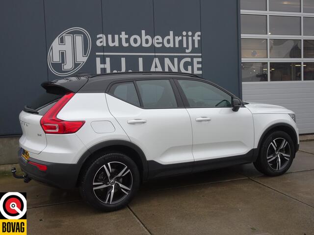 Volvo XC40 2.0 B4 R-Design