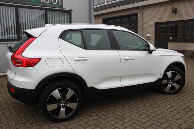 Volvo XC40 1.5 T2 Business Pro Climate pack | Adaptive cr. | Keyless | Trekhaak