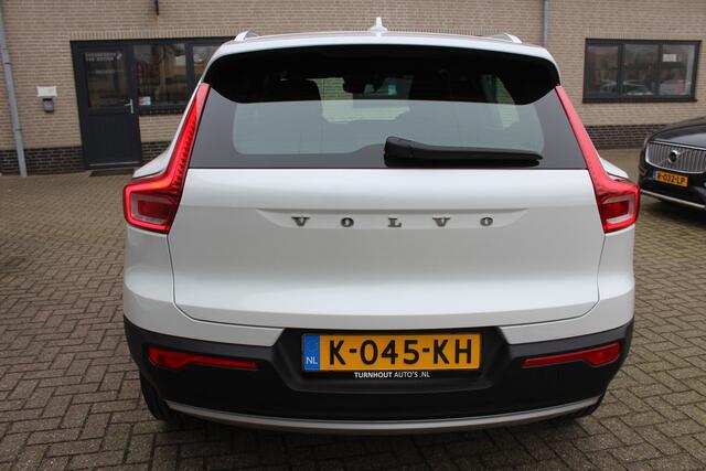 Volvo XC40 1.5 T2 Business Pro Climate pack | Adaptive cr. | Keyless | Trekhaak