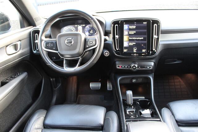 Volvo XC40 1.5 T2 R-Design Cam | Keyless | Blis