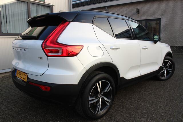 Volvo XC40 1.5 T2 R-Design Cam | Keyless | Blis