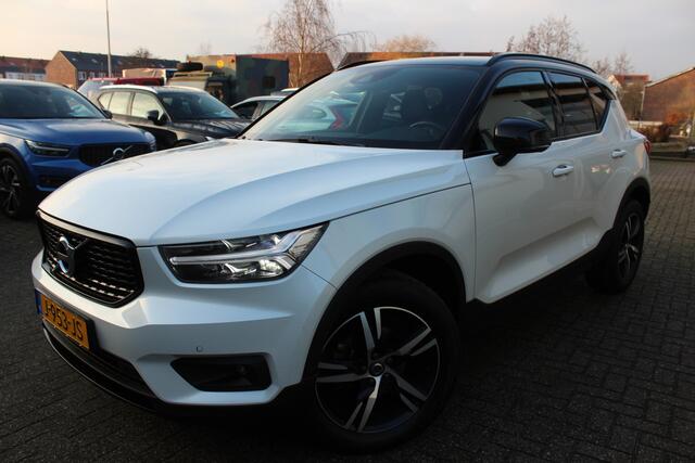 Volvo XC40 1.5 T2 R-Design Cam | Keyless | Blis