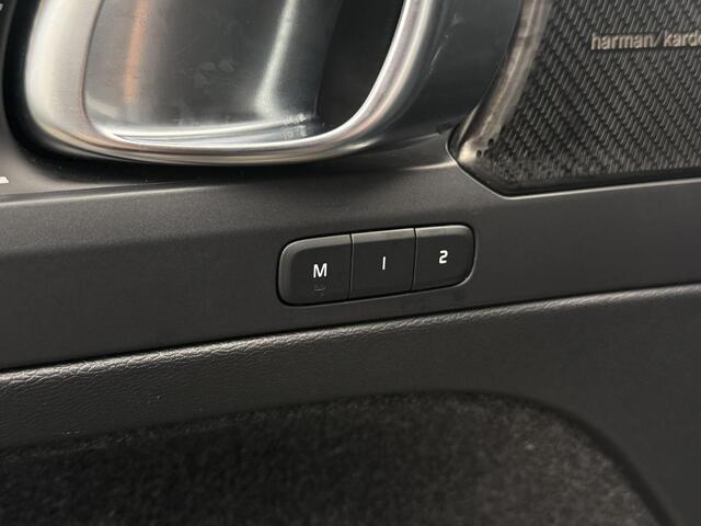 Volvo XC40 1.5 T4 Plug-in hybrid Plus Dark , Automaat , Adaptive Cruise , Pilot Assist , Leder , Stoel+Stuur+Achterbank Verwarmd , Harman/Kardon , Camera , Elek. verstelbare stoel met geheugen , Carplay , Navi , Bluetooth ,