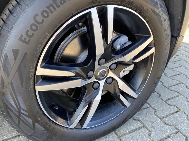 Volvo XC40 2.0 B4 R-Design , 198 PK , Camera , Stuur & stoel verw.