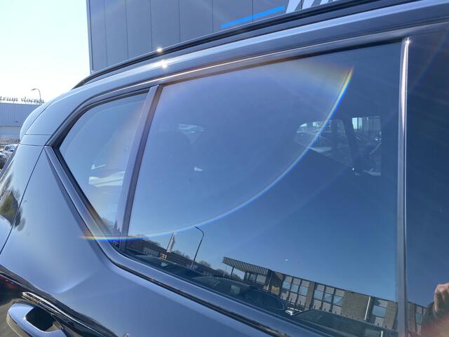 Volvo XC40 2.0 B4 R-Design , 198 PK , Camera , Stuur & stoel verw.