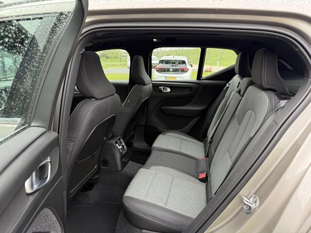 Volvo XC40 1.5 T5 Recharge Inscription Expression Pano dak I Carplay I 20inch