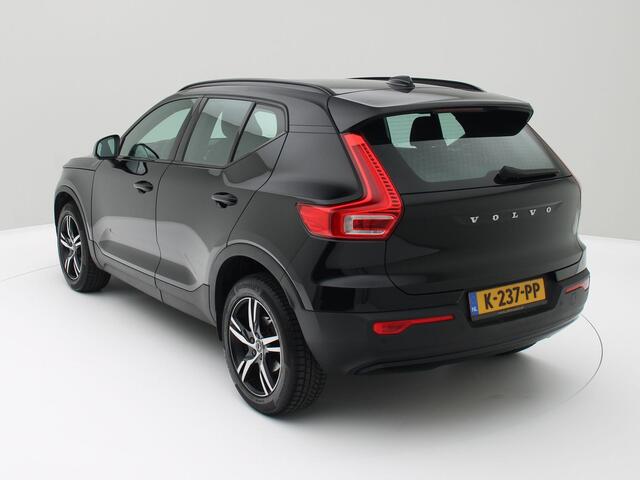 Volvo XC40 1.5 T2 R-Design Automaat 131pk