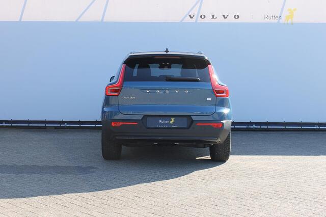 Volvo XC40 Recharge Plus 231PK Automaat 70 kWh 20" lichtmetalen velgen / Google infotainment / Getinte ramen vanaf de B-stijl / All Season banden / Apple Carplay