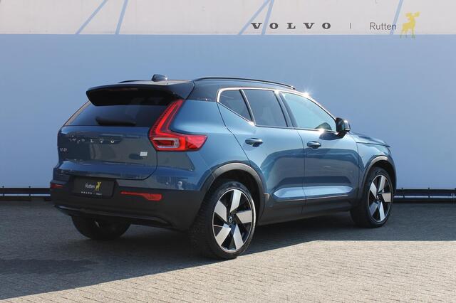 Volvo XC40 Recharge Plus 231PK Automaat 70 kWh 20" lichtmetalen velgen / Google infotainment / Getinte ramen vanaf de B-stijl / All Season banden / Apple Carplay