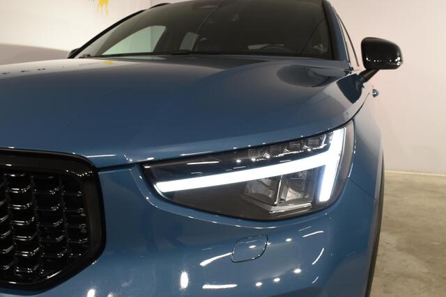 Volvo XC40 B4 211PK Automaat Plus Dark / Climate pack / Donker getint glas / 19'' velgen / Adaptieve cruise control / DAB+ / El. Achterklep