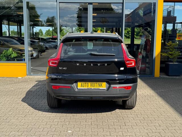 Volvo XC40 1.5 T5 R Design - Navi - Camera - Adap cruise - stoel/stuur/voor