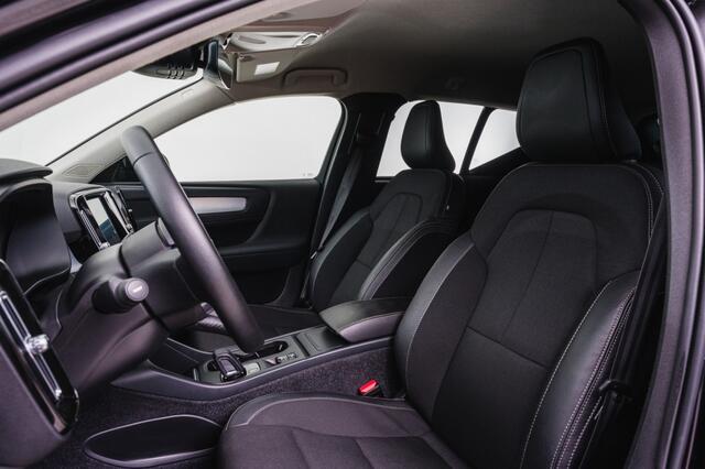 Volvo XC40 T3 Geartronic Momentum Pro, Park Assist Line