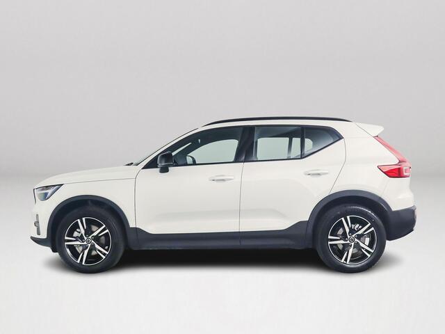 Volvo XC40 B4 Plus Dark | Trekhaak | Stoel- en stuurverwarming | Harman Kardon