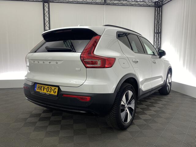Volvo XC40 1.5 T4 PHEV Plus Dark 211 Pk Automaat | Pano-Dak | Memory Stoel | Carplay | H&K |