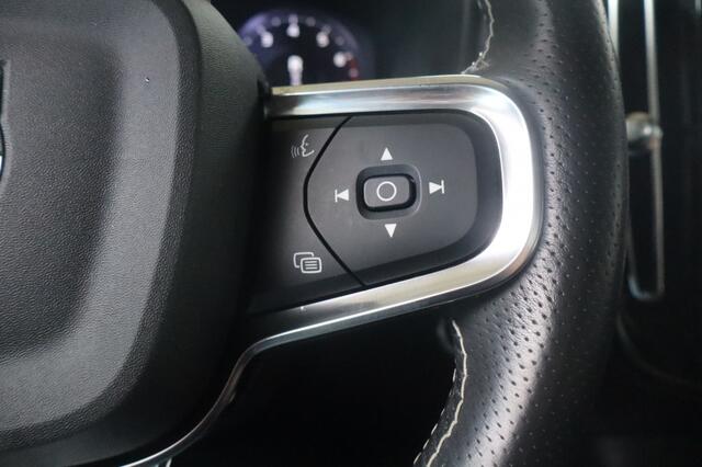 Volvo XC40 1.5 T5 Rech. Inscr. I Achteruitrijcamera I Stoelverwarming