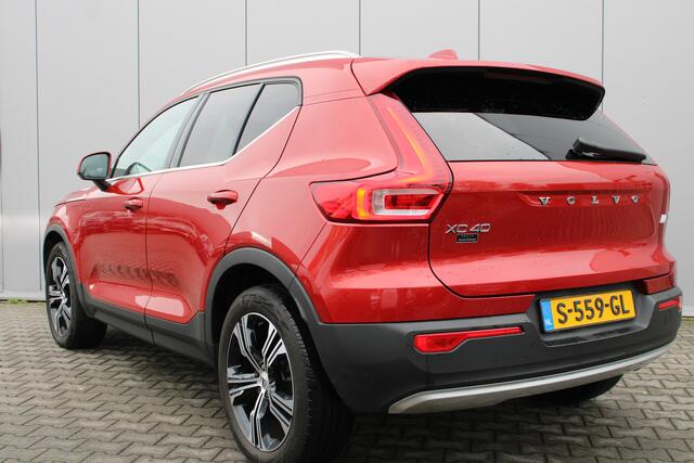 Volvo XC40 T4 Recharge Inscription | Leder | 19" velgen |