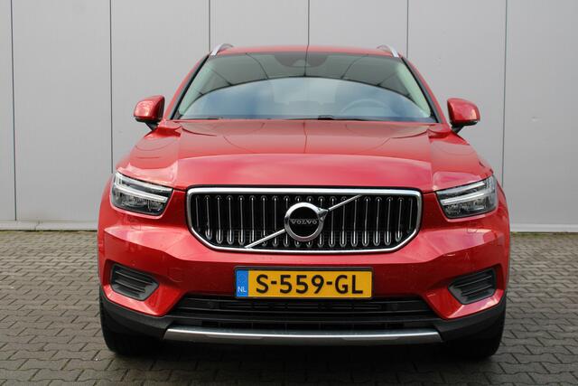 Volvo XC40 T4 Recharge Inscription | Leder | 19" velgen |