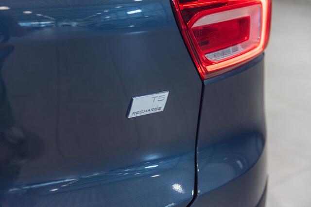 Volvo XC40 T5 Aut. Plug-in Hybrid Inscription Leder Parkeercamera Panoramadak 262pk