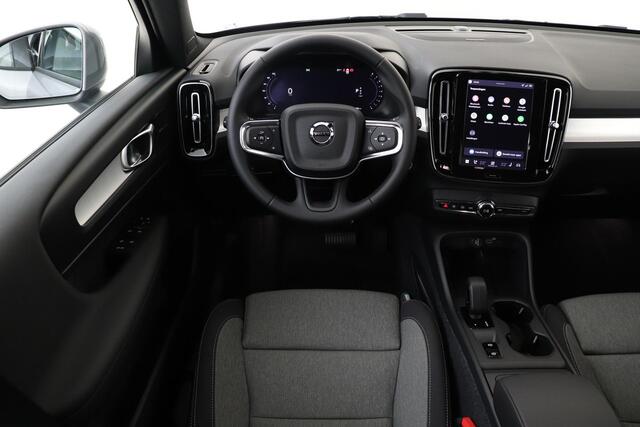 Volvo XC40 B3 (M-HYBRID) CORE -HARMAN/KARDON|BLIS|360°CAM|ADAP.CRUISE|PRIVACY.GLAS|19"