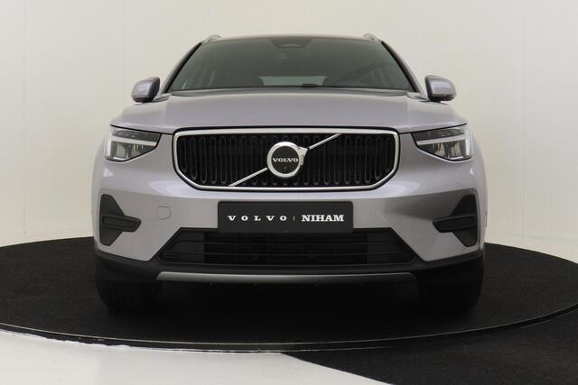 Volvo XC40 B3 (M-HYBRID) CORE -HARMAN/KARDON|BLIS|360°CAM|ADAP.CRUISE|PRIVACY.GLAS|19"