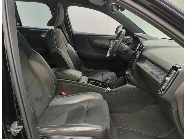 Volvo XC40 Recharge P8 AWD R-Design / Pdc.+Camera / 1/2 Leder / Stoel-Stuurverwarming / Navigatie /