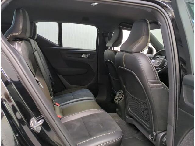Volvo XC40 Recharge P8 AWD R-Design / Pdc.+Camera / 1/2 Leder / Stoel-Stuurverwarming / Navigatie /