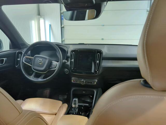 Volvo XC40 1.5 T5 Twin Engine Inscription NL AUTO | LEDER | STOELVERW |