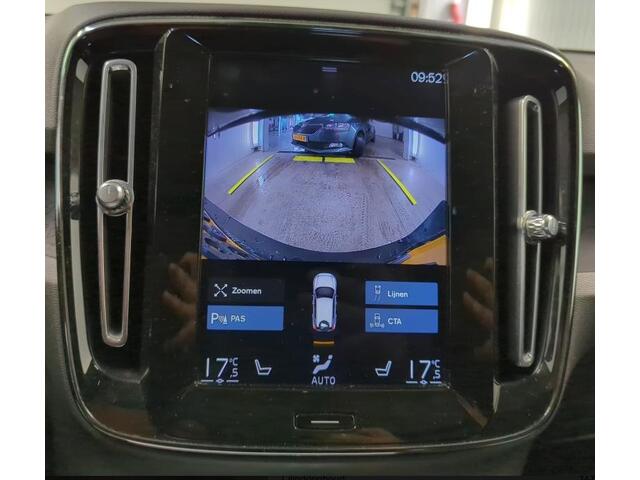 Volvo XC40 1.5 T5 Recharge 262 pk Momentum Pro Panoramadak Camera Parkeersensoren Navigatie Led Koplampen Plug In Hybride NL Auto 1e Eigenaar Lage Kilometerstand