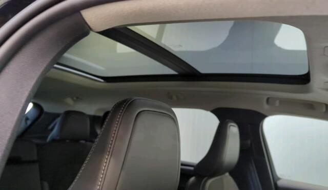 Volvo XC40 1.5 T5 Recharge 262 pk Momentum Pro Panoramadak Camera Parkeersensoren Navigatie Led Koplampen Plug In Hybride NL Auto 1e Eigenaar Lage Kilometerstand