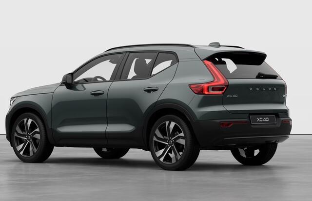 Volvo XC40 2.0 B4 Automaat Plus Dark Lounge | 20'' Wielen | Forest Lake