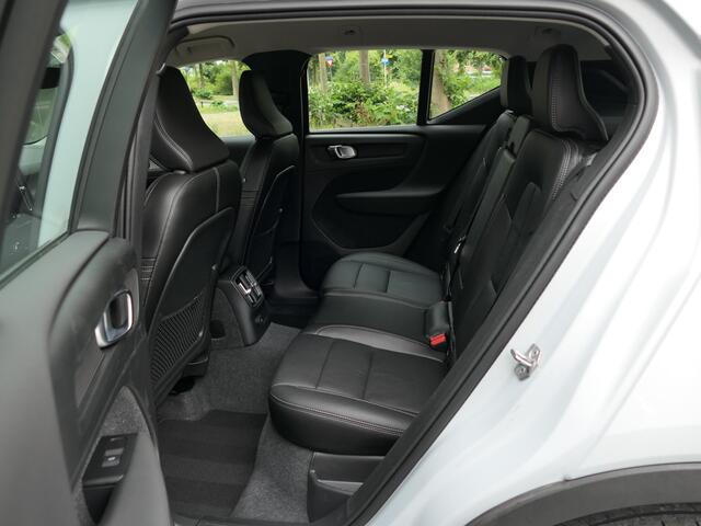 Volvo XC40 1.5 T4 Recharge Inscription Leer / Keyless Entry / 19'' / DAB+ / Navi