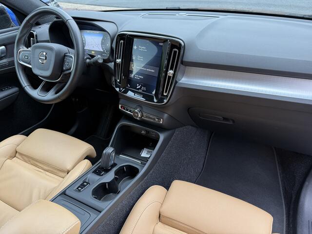 Volvo XC40 1.5 T3 Momentum Pro 164pk Aut. Sport-leder | Camera