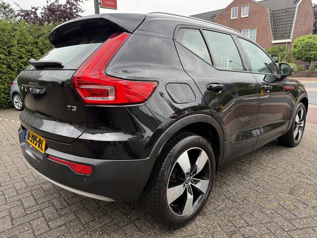 Volvo XC40 1.5 T3 Momentum Pro 164pk Aut. Sport-leder | Camera