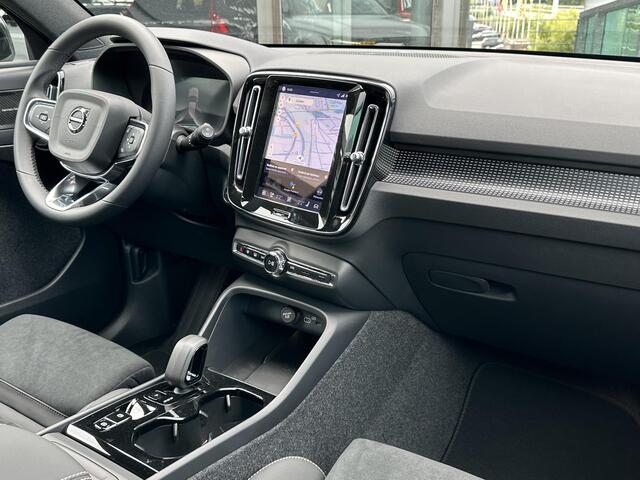 Volvo XC40 2.0 B4 Plus Black Edition Mild hybrid, Automaat, Leder/nubuck bekleding, Stoelverwarming, Stuurverwarming, 20 inch wielen