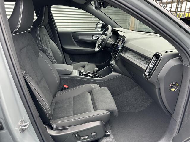 Volvo XC40 2.0 B4 Plus Black Edition Mild hybrid, Automaat, Leder/nubuck bekleding, Stoelverwarming, Stuurverwarming, 20 inch wielen