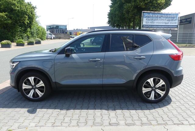 Volvo XC40 1.5 T4 Recharge R-Design FACELIFT! ADAPTIEVE CRUISE, MEMORY SEAT, HARMAN/KARDON, STOELVERWARMING, CLIMA, NAVI, ELEK. ACHTERKLEP, 9.673KM