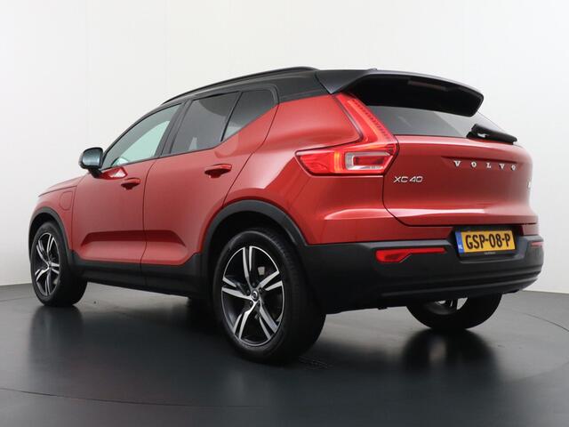 Volvo XC40 1.5 T4 Recharge R-Design Volvo XC40 1.5 T4 Recharge Inscription
