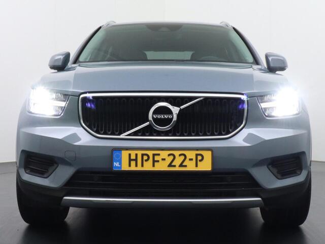 Volvo XC40 1.5 T3 Momentum Trekhaak/Carplay/Stoelverwarming etc.