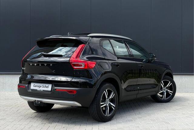 Volvo XC40 1.5 T3 Momentum Pro 164pk - Camera - ACC - Pano - Trekhaak - Carplay - Harman Kardon - Rijklaar