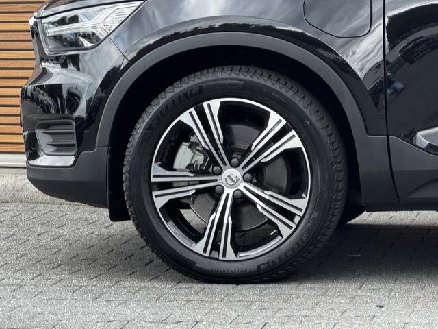 Volvo XC40 1.5 T4 Recharge Inscription PDC v+a / Camera / Navigatie / Carplay / 19 'lm velg
