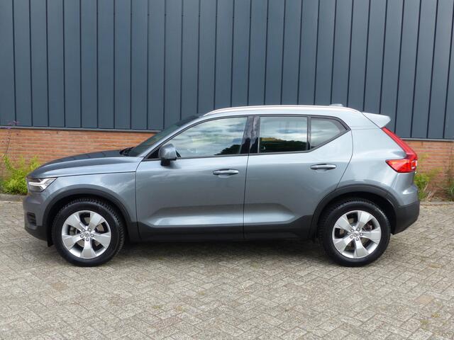 Volvo XC40 T5 AWD Momentum