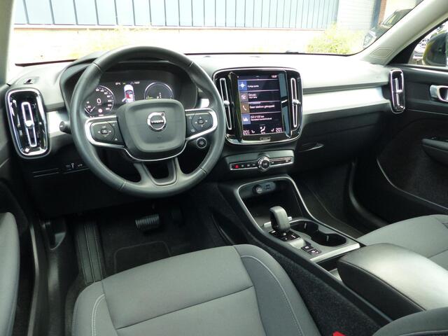Volvo XC40 T4 Recharge Inscription Expression