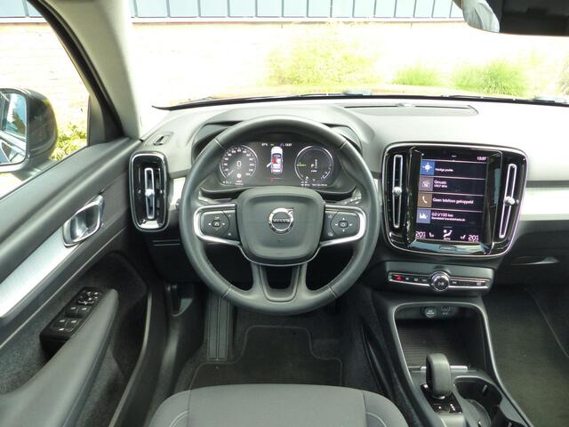 Volvo XC40 T4 Recharge Inscription Expression